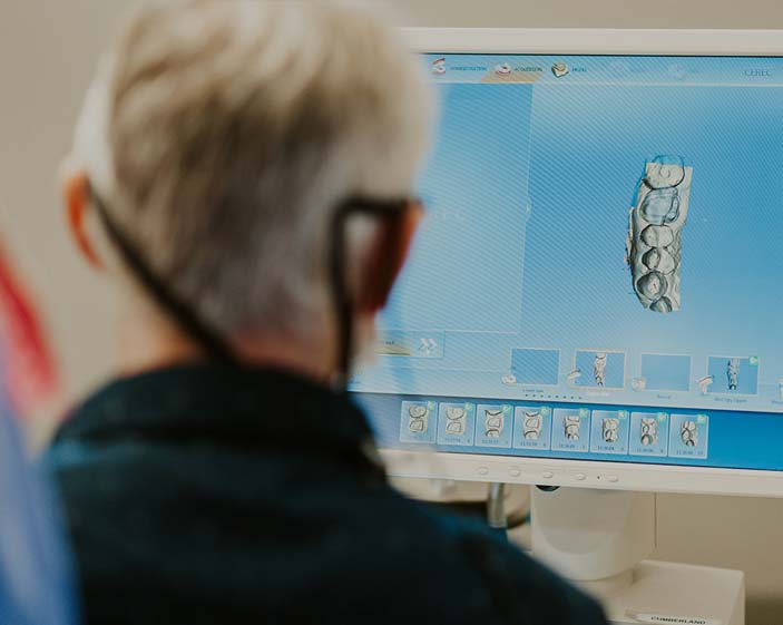 Dentist using digital dental technology
